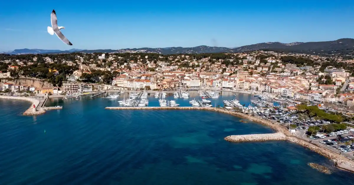 Entreprise de peinture à Sanary-sur-Mer : les atouts d’un professionnel local